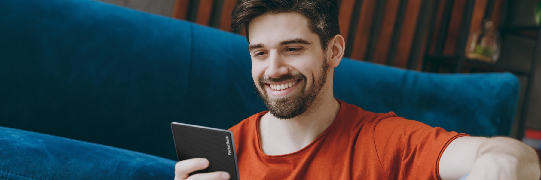 VERSE PRO COLOR: UN E-READER TASCABILE PER LEGGERE A COLORI